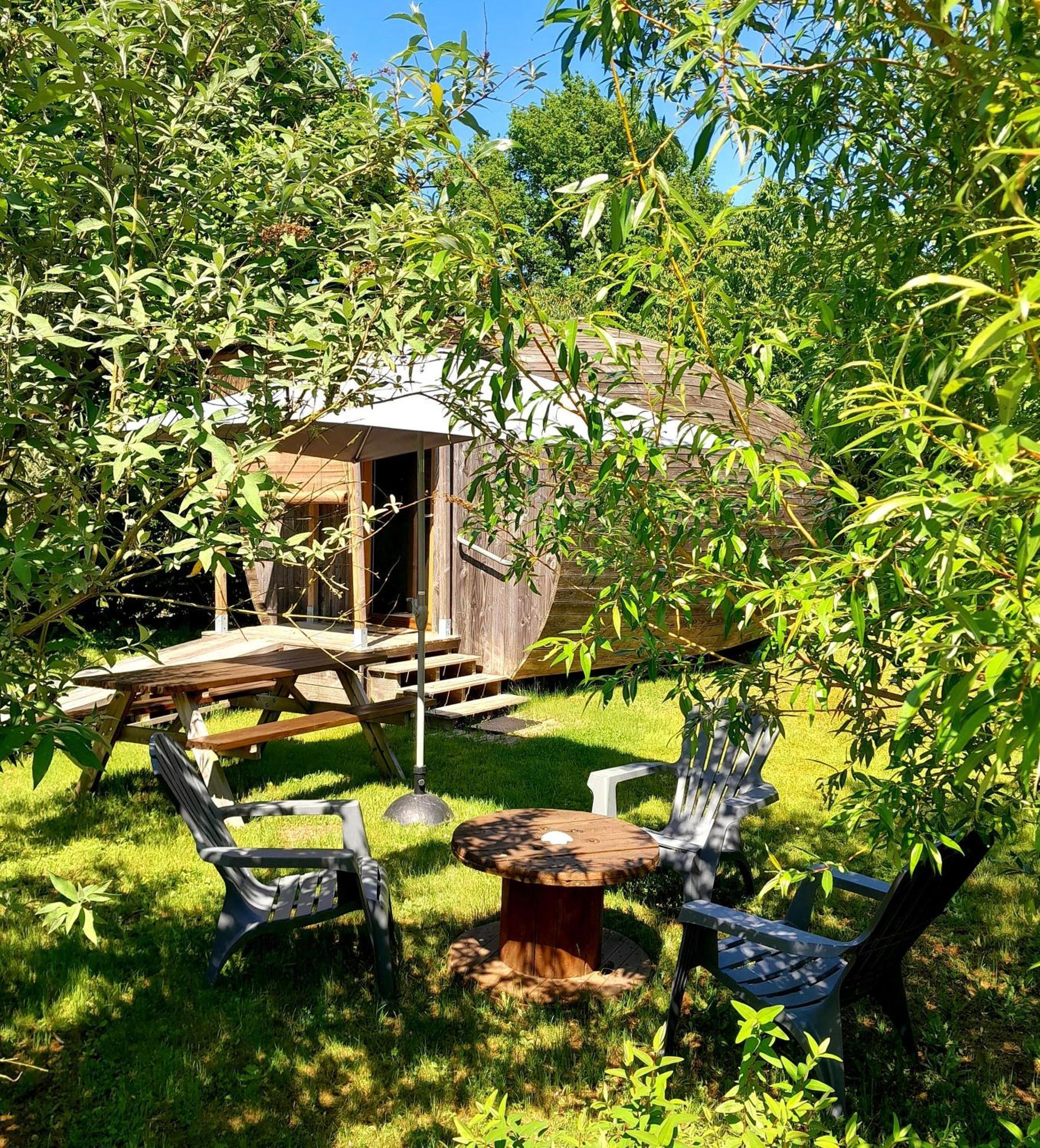 " Village Tonneaux De Tirpoil " Montilliers 外观 照片